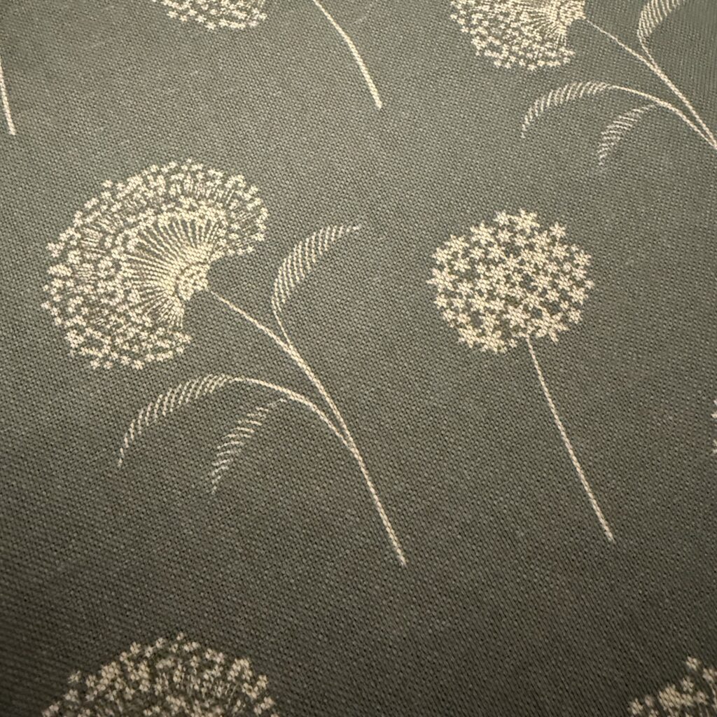 Kissen mit Pusteblumen von Bauchpiraten